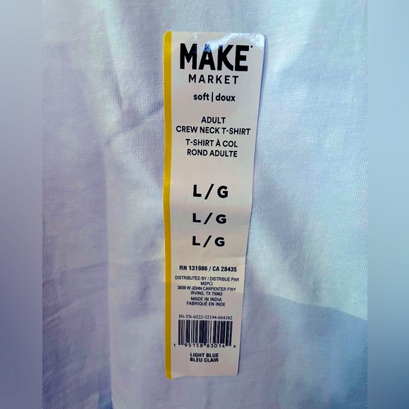 🔥Women’s Alice in Wonderland graphic tee ✨ - Picture 3 of 4